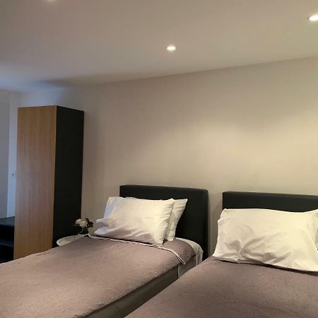Hotel Hovi De La Mairie Aubervilliers Dış mekan fotoğraf
