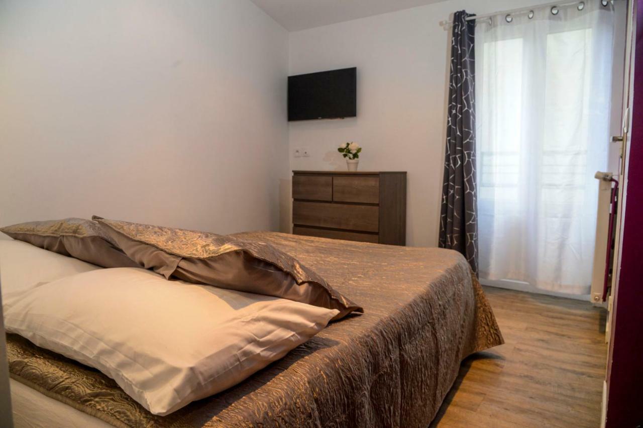 Hotel Hovi De La Mairie Aubervilliers Dış mekan fotoğraf